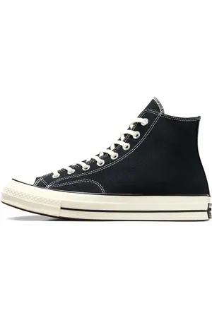 Converse Chuck 70 Hi Wide Fit sneakers in