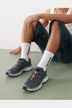 Salomon XT-6 trainers in blue