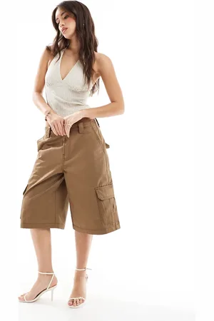 Bershka Longline tailored utility shorts in camel-Neutral
