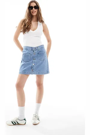 ONLY Pocket detail denim mini skirt in light blue wash
