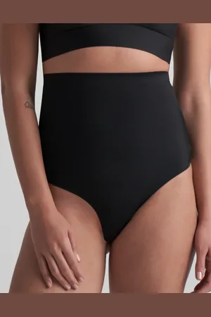 Bye Bra Invisible high waist medium shaping lingerie thong in