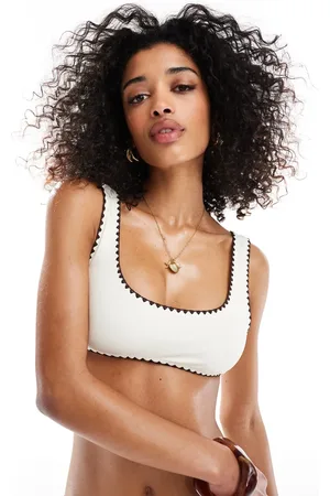 Miss Selfridge Bikini top in with chocolate blanket stitch-White