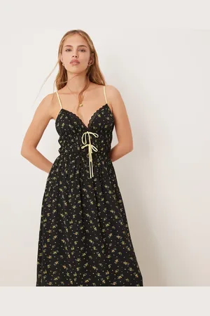 Kiss The Sky V-neck sleeveless maxi dress in black floral print