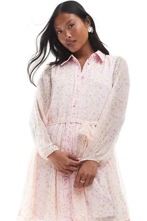 VERO MODA Smilla flippy belted shirt dress in pink ditsy floral
