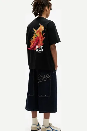 Pull&Bear Short sleeve chili graphic T-shirt in