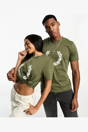Fred Perry Unisex cross stitch wreath t-shirt in khaki