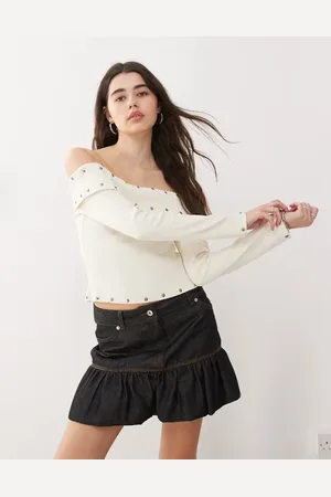 The Ragged Priest Off shoulder top with eyelets in -White