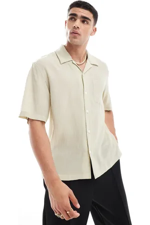 GANT Short sleeve texture camp collar relaxed fit shirt in -Neutral