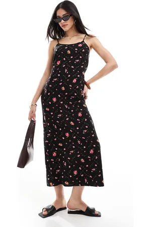 Miss Selfridge Strappy scoop neck maxi slip dress in