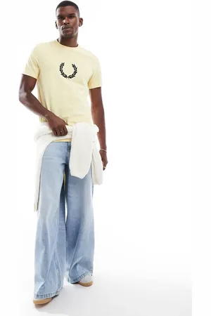 Fred Perry Graphic t-shirt in yellow
