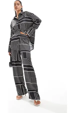 4th & Reckless Satin wide leg pants co-ord in black tile print