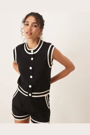 Brave Soul Knitted waistcoat with white piping in (part of a set)