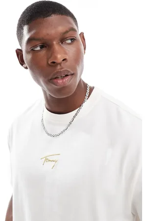 Tommy Hilfiger Gold central logo t-shirt in off white