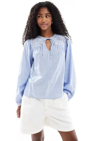 VERO MODA Tie front embroidered blouse in blue