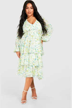 Boohoo Plus Dobby Floral Tiered Midi Skater Dress - - 28