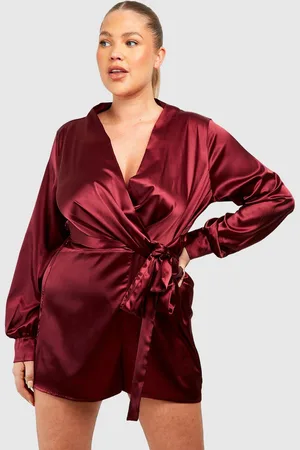 Boohoo Plus Satin Wrap Pleated Flippy Playsuit - - 28