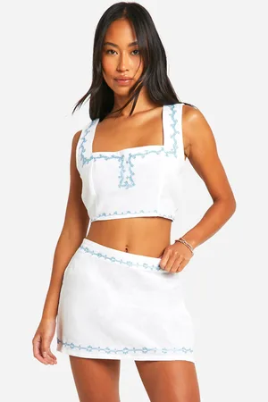 Boohoo Embroidered Linen Look Crop Top & Mini Skirt Set - - 14