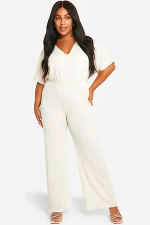 Boohoo Plus Textured Jersey Plunge Belted Jumpsuit - - 28