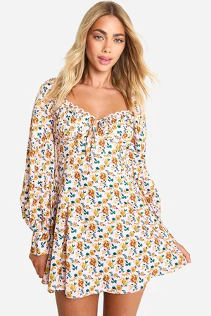 Boohoo Floral Crochet Trim Puff Sleeve Milkmaid Skater Dress - - 8