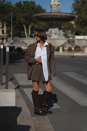 Boohoo Western Style Buckle Detail Knee High Boots - - 5