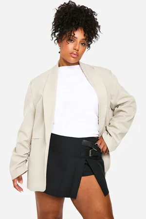 Boohoo Plus Essential Oversized Ruched Sleeve Blazer - - 16