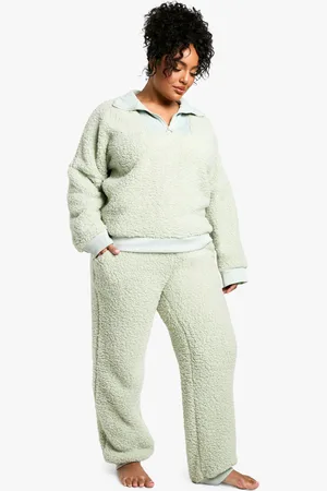 Boohoo Plus Rib Fleece Half Zip And Jogger Lounge Set - - 16