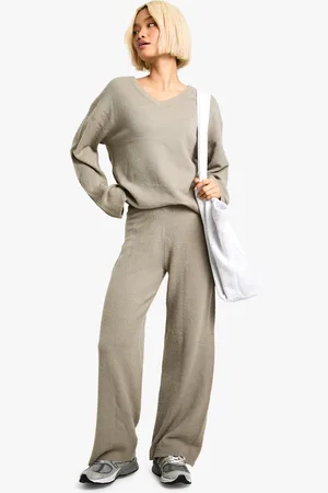 Boohoo Soft Knit V Neck Wide Leg Knitted Co-Ord - - S