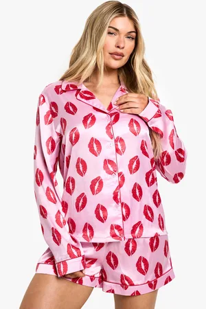Boohoo Kisses Print Satin Long Sleeve Shirt & Shorts Pyjama Set - - 6