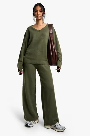 Boohoo Soft Knit V Neck Wide Leg Knitted Co-Ord - - S