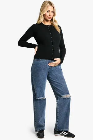 Boohoo Maternity Over The Bump Ripped Knee Boyfriend Jeans - - 8