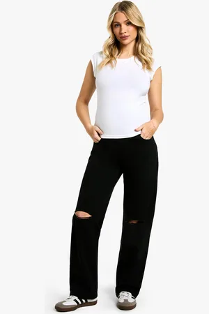 Boohoo Maternity Over The Bump Ripped Knee Boyfriend Jeans - - 8