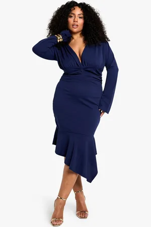 Boohoo Plus Asymmetric Plunge Midi Dress - - 16