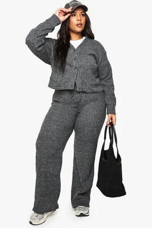 Boohoo Plus Soft Rib Cardigan And Drawstring Trouser Set - - 16