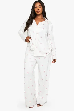 Boohoo Plus Heart Print Shirt And Trouser Set - - 16