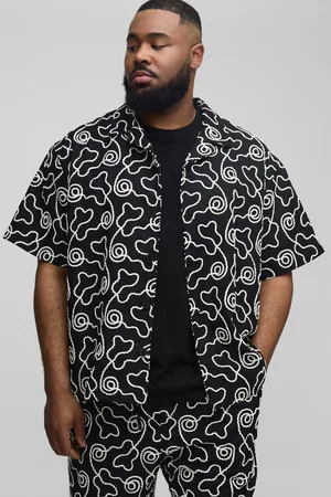 Boohoo Plus All Over Embroidery Oversized Shirt - - XXXL