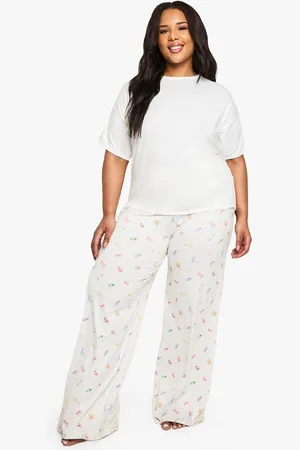 Boohoo Plus Sweet Print T-Shirt & Trouser Pj Set - - 16