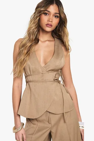 Boohoo Tailored Linen Look Belted Waistcoat - - 8