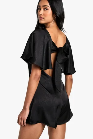Boohoo Tie Back Angel Sleeve Playsuit - - 8