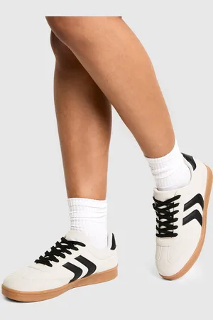 Boohoo Contrast Stripe Flat Trainers - - 5