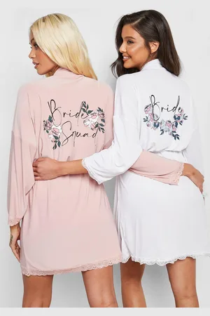 Boohoo Bride Squad Floral Lace Trim Robe - - 6