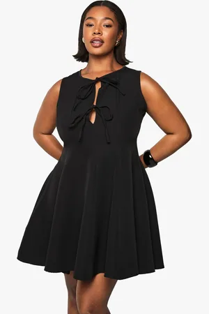Boohoo Plus Sleeveless Bow Detail Skater Dress - - 28