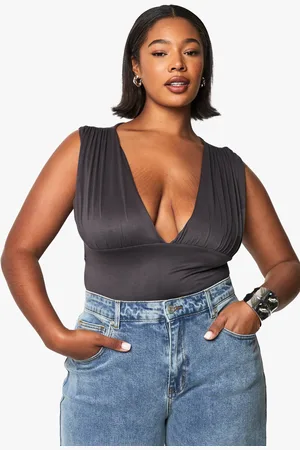 Boohoo Plus Wide Plunge Bodysuit - - 16
