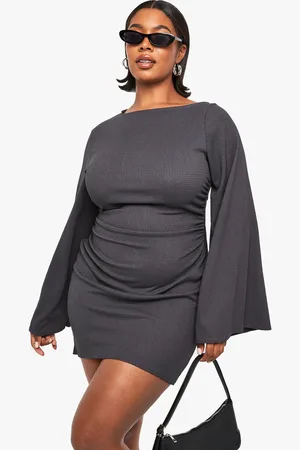 Boohoo Plus Textured Ruched Batwing Mini Dress - - 16