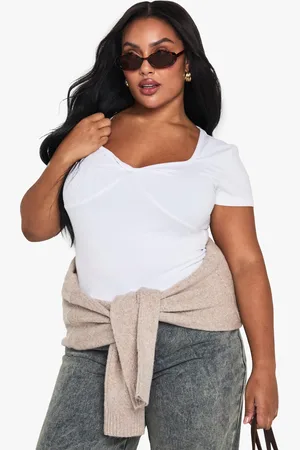 Boohoo Plus Twist Front Sweetheart Neckline Cap Sleeve Top - - 16