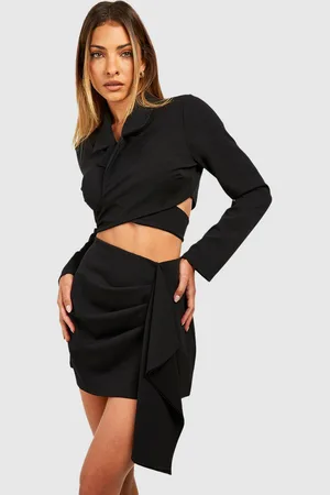 Boohoo Crepe Drape Front Mini Skirt - - 6
