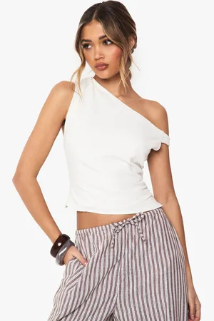 Boohoo Twist Detail Off The Shoulder Linen Look Crop Top - - 6