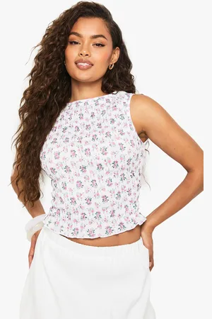 Boohoo Shirred Ditsy Floral Sleeveless Tank Top - - 6