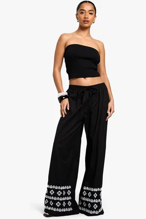 Boohoo Petite Wide Leg Broderie Hem Trouser - - 6