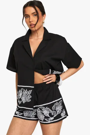 Boohoo Embroidered Trim Cotton Poplin Shorts - - 6