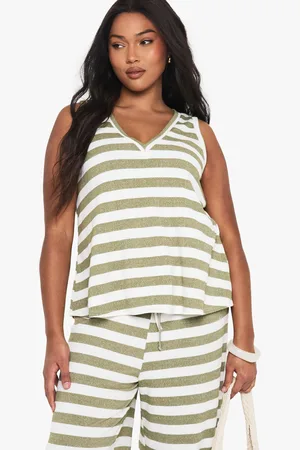 Boohoo Plus V Neck Slouchy Knitted Top - - 16